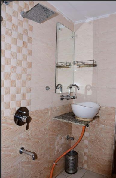 Ar Grand Hotel Rajgir Exterior photo